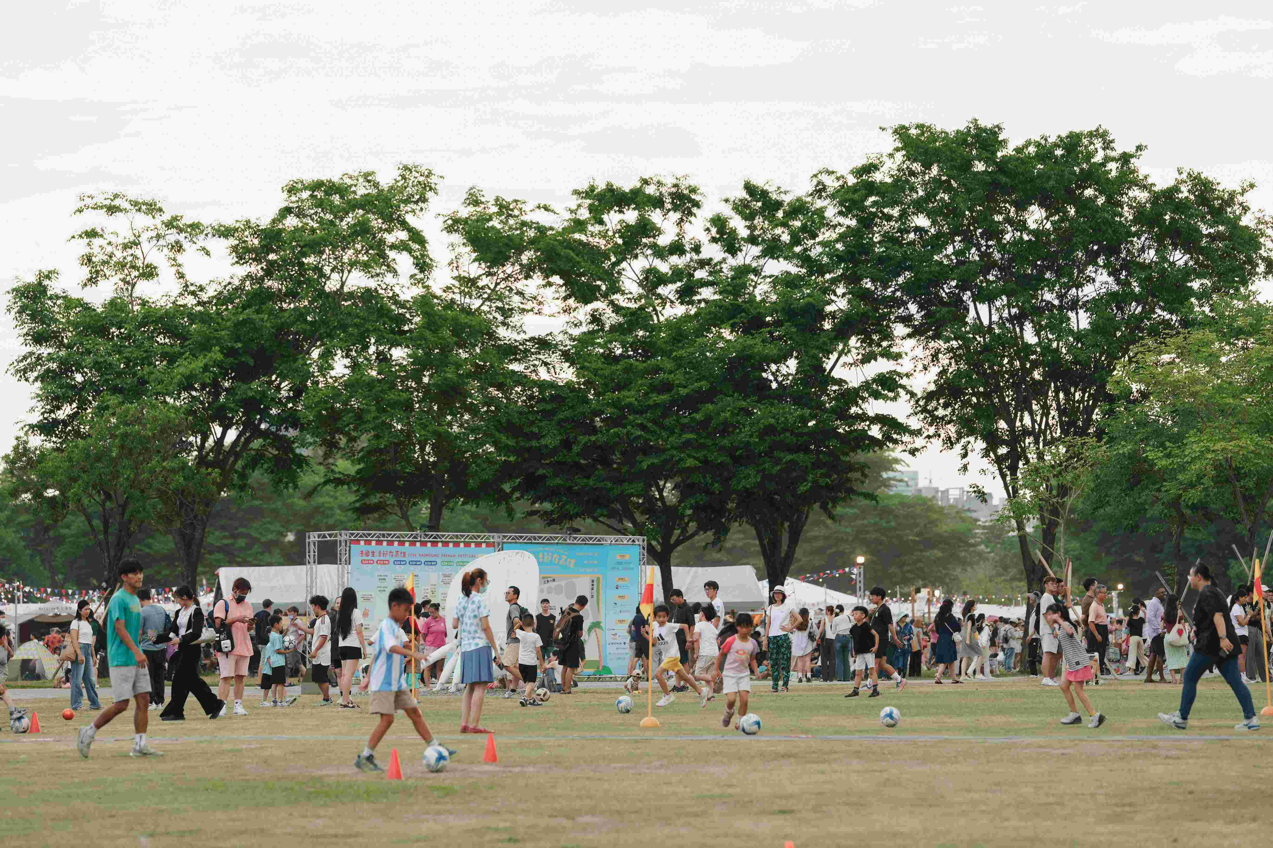 2026 法國生活節在高雄足球闖關體驗活動現場